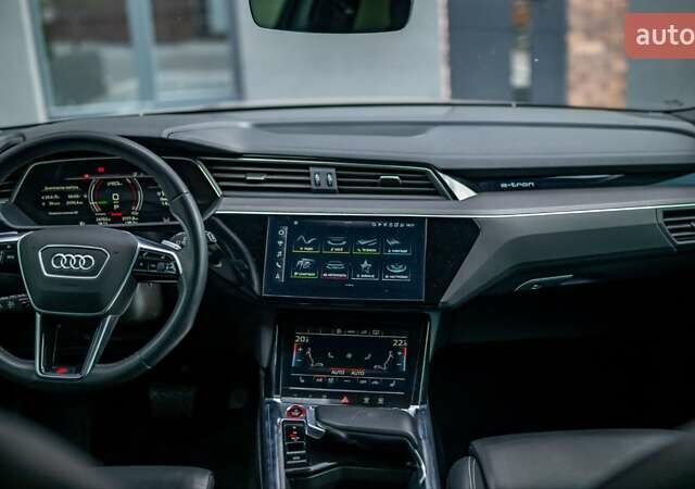 Черный Ауди E-Tron, объемом двигателя 0 л и пробегом 25 тыс. км за 55000 $, фото 23 на Automoto.ua