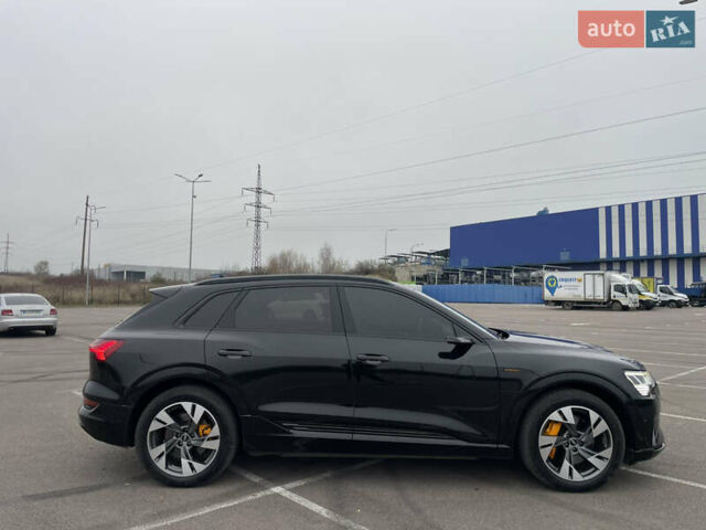 Черный Ауди E-Tron, объемом двигателя 0 л и пробегом 89 тыс. км за 39900 $, фото 14 на Automoto.ua