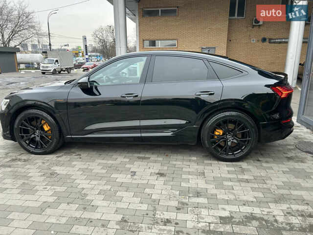 Чорний Ауді E-Tron, об'ємом двигуна 0 л та пробігом 23 тис. км за 54900 $, фото 9 на Automoto.ua