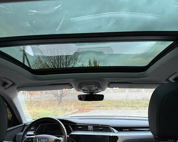 Черный Ауди E-Tron, объемом двигателя 0 л и пробегом 62 тыс. км за 36200 $, фото 34 на Automoto.ua