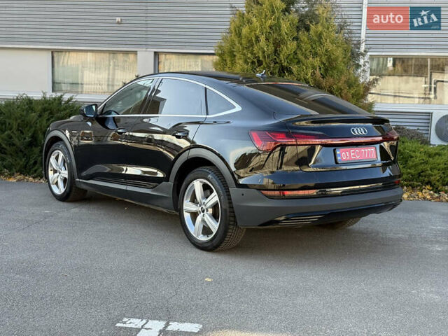 Чорний Ауді E-Tron, об'ємом двигуна 0 л та пробігом 79 тис. км за 29999 $, фото 25 на Automoto.ua