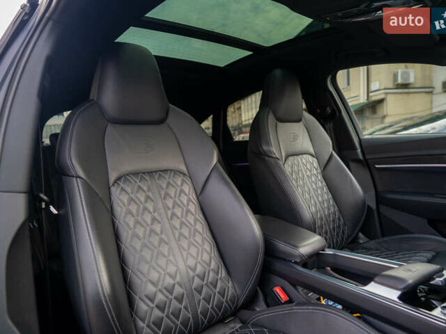 Чорний Ауді E-Tron, об'ємом двигуна 0 л та пробігом 54 тис. км за 45900 $, фото 25 на Automoto.ua