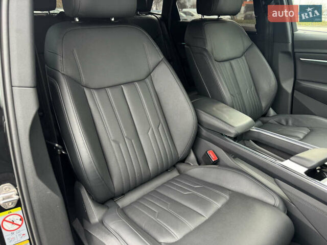 Черный Ауди E-Tron, объемом двигателя 0 л и пробегом 100 тыс. км за 38500 $, фото 42 на Automoto.ua