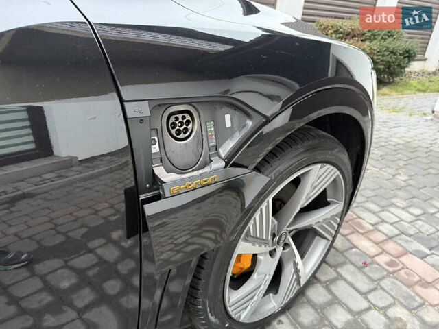 Черный Ауди E-Tron, объемом двигателя 0 л и пробегом 95 тыс. км за 38500 $, фото 18 на Automoto.ua