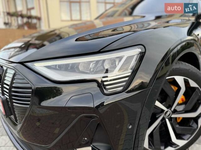 Черный Ауди E-Tron, объемом двигателя 0 л и пробегом 150 тыс. км за 31950 $, фото 19 на Automoto.ua