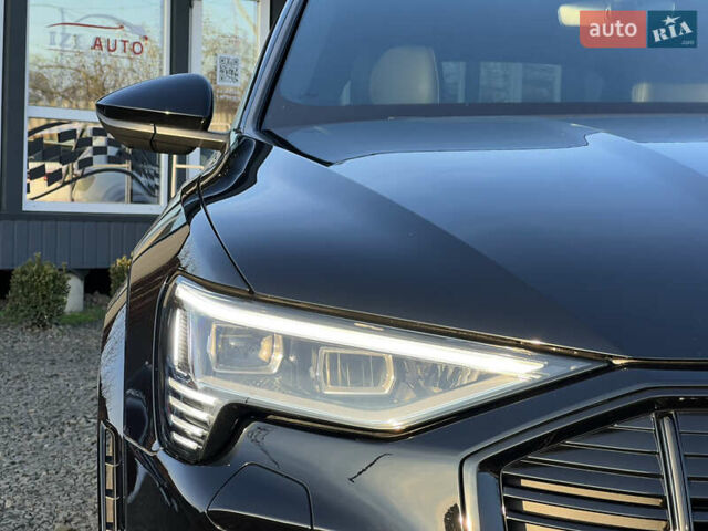 Черный Ауди E-Tron, объемом двигателя 0 л и пробегом 32 тыс. км за 47561 $, фото 17 на Automoto.ua