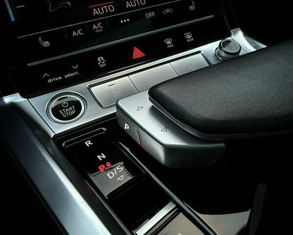 Черный Ауди E-Tron, объемом двигателя 0 л и пробегом 62 тыс. км за 36200 $, фото 25 на Automoto.ua