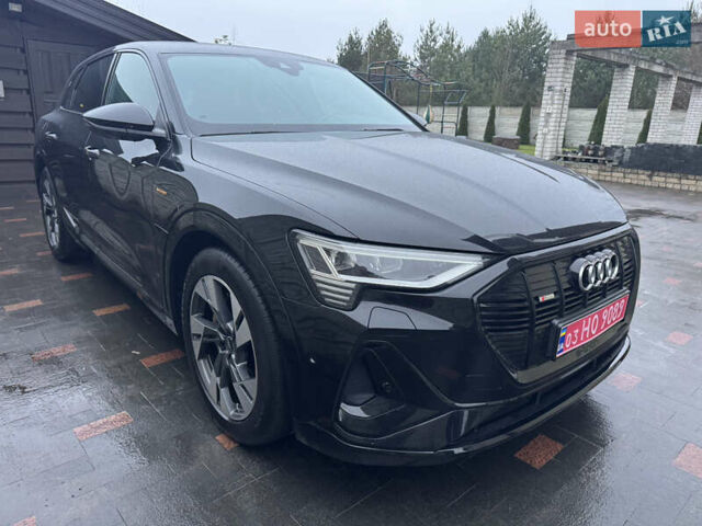 Чорний Ауді E-Tron, об'ємом двигуна 0 л та пробігом 142 тис. км за 29950 $, фото 5 на Automoto.ua