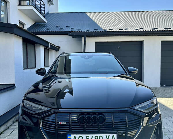 Чорний Ауді E-Tron, об'ємом двигуна 0 л та пробігом 78 тис. км за 42000 $, фото 4 на Automoto.ua