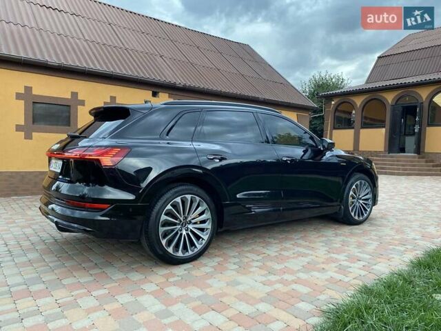 Черный Ауди E-Tron, объемом двигателя 0 л и пробегом 101 тыс. км за 38777 $, фото 33 на Automoto.ua