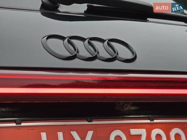 Чорний Ауді E-Tron, об'ємом двигуна 0 л та пробігом 61 тис. км за 47777 $, фото 41 на Automoto.ua