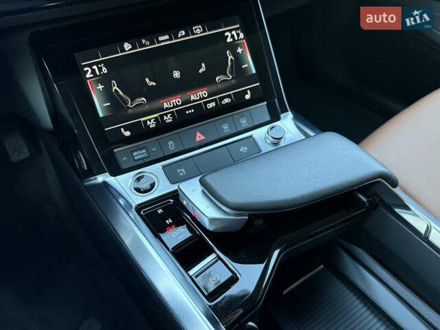 Черный Ауди E-Tron, объемом двигателя 0 л и пробегом 79 тыс. км за 29999 $, фото 62 на Automoto.ua