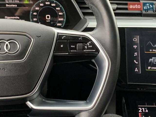 Черный Ауди E-Tron, объемом двигателя 0 л и пробегом 64 тыс. км за 35955 $, фото 55 на Automoto.ua