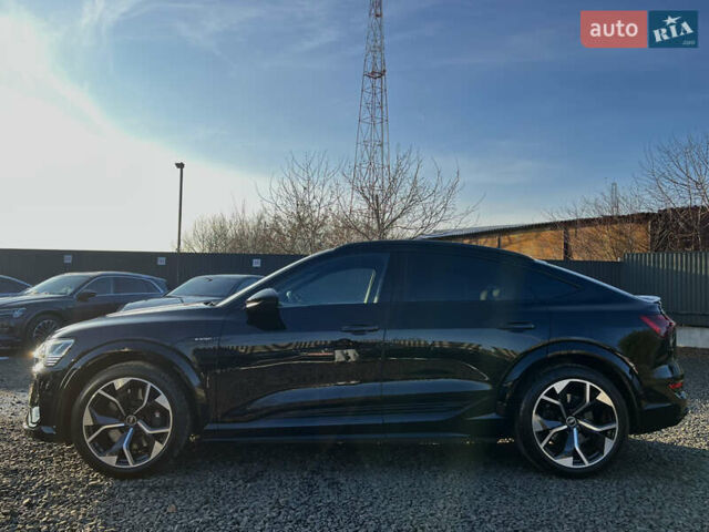 Черный Ауди E-Tron, объемом двигателя 0 л и пробегом 32 тыс. км за 47561 $, фото 4 на Automoto.ua