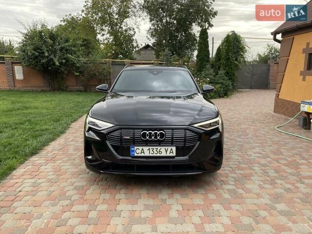 Черный Ауди E-Tron, объемом двигателя 0 л и пробегом 101 тыс. км за 38777 $, фото 30 на Automoto.ua
