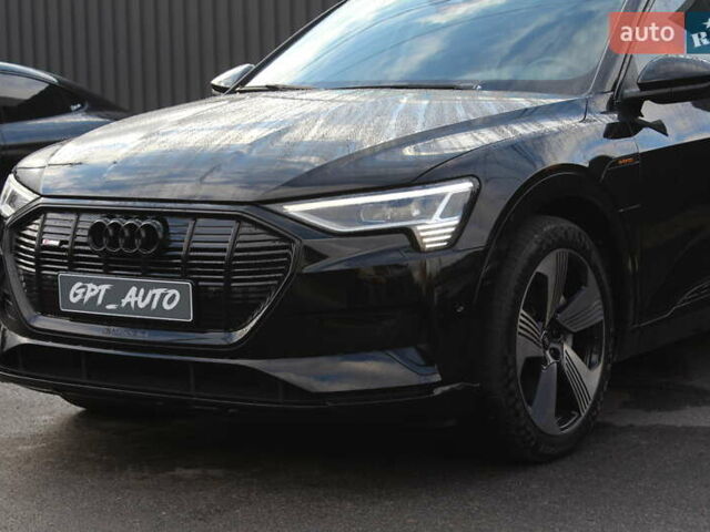 Черный Ауди E-Tron, объемом двигателя 0 л и пробегом 41 тыс. км за 38800 $, фото 4 на Automoto.ua
