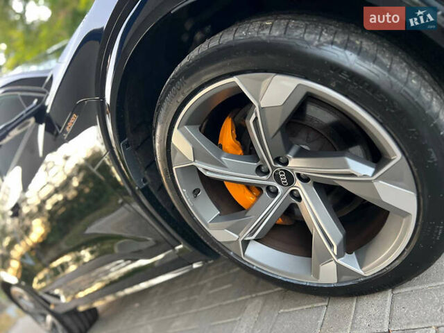 Черный Ауди E-Tron, объемом двигателя 0 л и пробегом 26 тыс. км за 49500 $, фото 8 на Automoto.ua