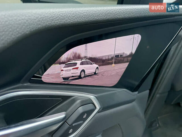 Черный Ауди E-Tron, объемом двигателя 0 л и пробегом 89 тыс. км за 39900 $, фото 64 на Automoto.ua