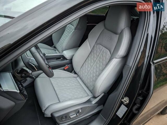 Черный Ауди E-Tron, объемом двигателя 0 л и пробегом 40 тыс. км за 48888 $, фото 18 на Automoto.ua