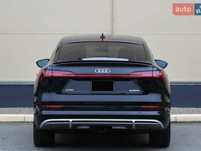 Чорний Ауді E-Tron, об'ємом двигуна 0 л та пробігом 78 тис. км за 43000 $, фото 5 на Automoto.ua