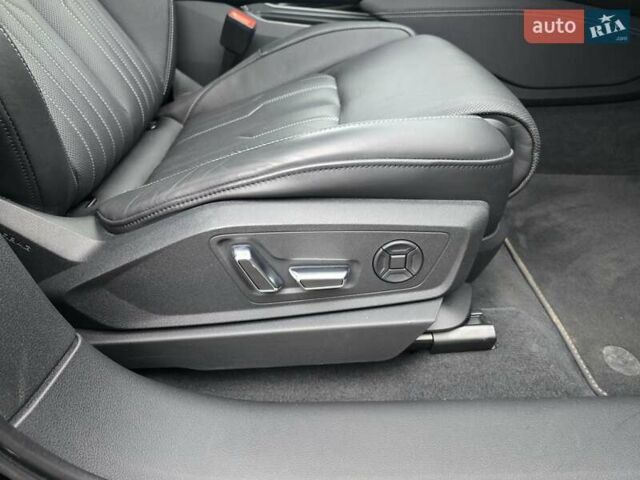 Чорний Ауді E-Tron, об'ємом двигуна 0 л та пробігом 61 тис. км за 47777 $, фото 90 на Automoto.ua