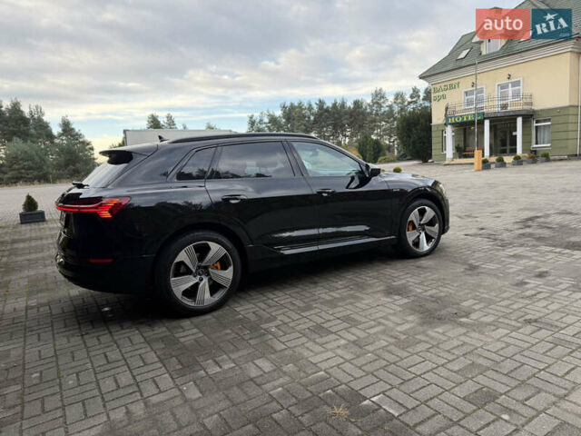 Черный Ауди E-Tron, объемом двигателя 0 л и пробегом 56 тыс. км за 40890 $, фото 4 на Automoto.ua