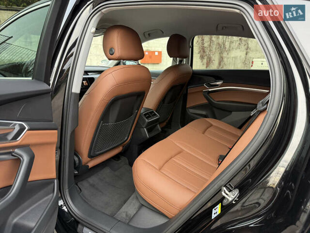 Черный Ауди E-Tron, объемом двигателя 0 л и пробегом 79 тыс. км за 29999 $, фото 41 на Automoto.ua