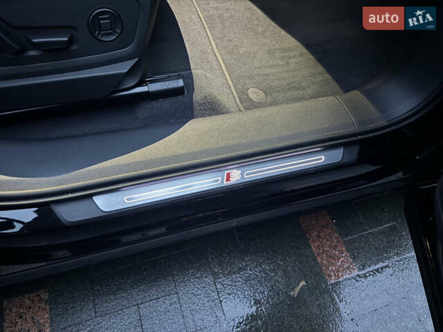 Чорний Ауді E-Tron, об'ємом двигуна 0 л та пробігом 142 тис. км за 29950 $, фото 16 на Automoto.ua