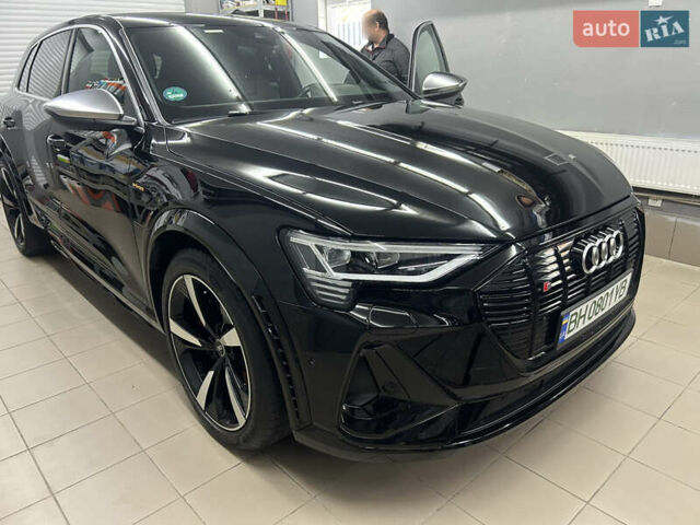 Чорний Ауді E-Tron, об'ємом двигуна 0 л та пробігом 57 тис. км за 41500 $, фото 24 на Automoto.ua
