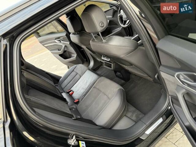 Черный Ауди E-Tron, объемом двигателя 0 л и пробегом 150 тыс. км за 31950 $, фото 74 на Automoto.ua