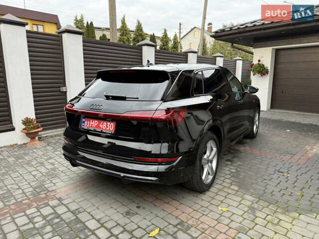 Черный Ауди E-Tron, объемом двигателя 0 л и пробегом 64 тыс. км за 31700 $, фото 60 на Automoto.ua