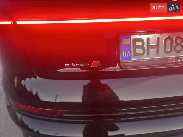 Чорний Ауді E-Tron, об'ємом двигуна 0 л та пробігом 57 тис. км за 41500 $, фото 53 на Automoto.ua