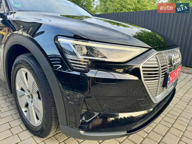 Черный Ауди E-Tron, объемом двигателя 0 л и пробегом 97 тыс. км за 30900 $, фото 19 на Automoto.ua