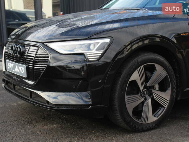 Черный Ауди E-Tron, объемом двигателя 0 л и пробегом 41 тыс. км за 38800 $, фото 13 на Automoto.ua