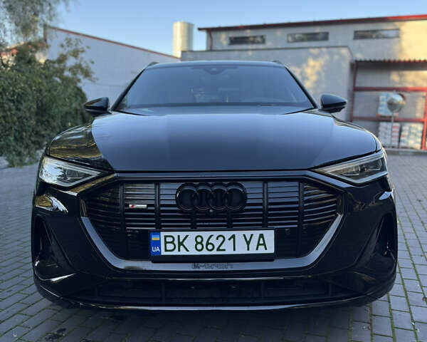 Черный Ауди E-Tron, объемом двигателя 0 л и пробегом 91 тыс. км за 36500 $, фото 3 на Automoto.ua