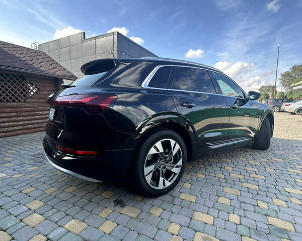 Черный Ауди E-Tron, объемом двигателя 0 л и пробегом 45 тыс. км за 30800 $, фото 6 на Automoto.ua