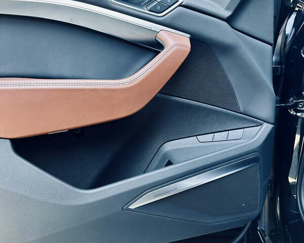 Чорний Ауді E-Tron, об'ємом двигуна 0 л та пробігом 78 тис. км за 42000 $, фото 24 на Automoto.ua