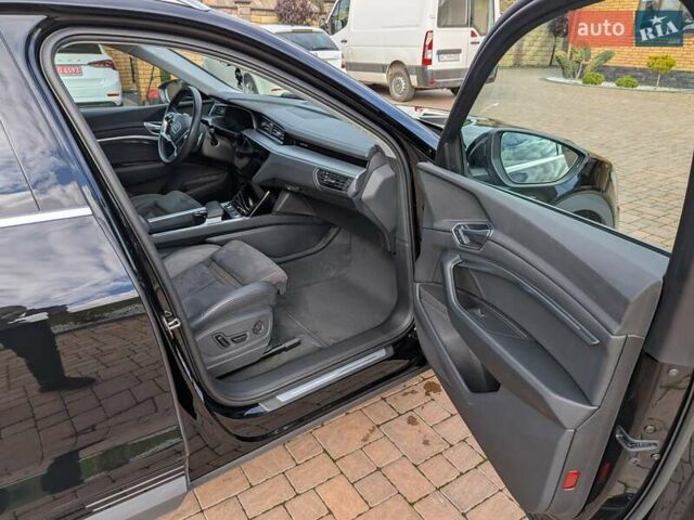 Черный Ауди E-Tron, объемом двигателя 0 л и пробегом 95 тыс. км за 29800 $, фото 38 на Automoto.ua