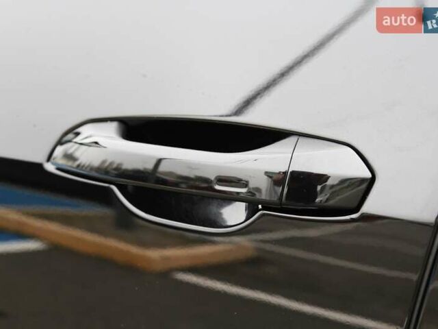 Чорний Ауді E-Tron, об'ємом двигуна 0 л та пробігом 78 тис. км за 43000 $, фото 37 на Automoto.ua