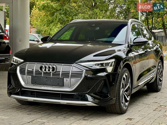 Черный Ауди E-Tron, объемом двигателя 0 л и пробегом 31 тыс. км за 45500 $, фото 8 на Automoto.ua