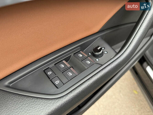 Чорний Ауді E-Tron, об'ємом двигуна 0 л та пробігом 79 тис. км за 29999 $, фото 81 на Automoto.ua