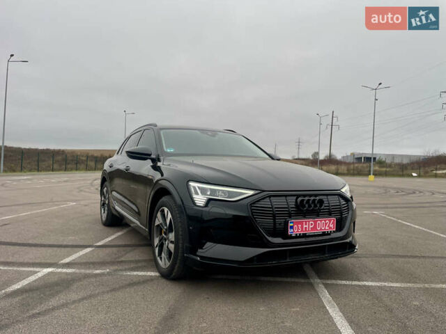 Черный Ауди E-Tron, объемом двигателя 0 л и пробегом 39 тыс. км за 39950 $, фото 7 на Automoto.ua
