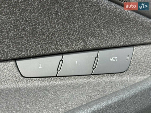 Черный Ауди E-Tron, объемом двигателя 0 л и пробегом 80 тыс. км за 34500 $, фото 64 на Automoto.ua