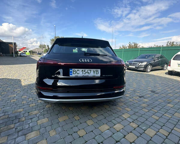 Черный Ауди E-Tron, объемом двигателя 0 л и пробегом 45 тыс. км за 30800 $, фото 4 на Automoto.ua