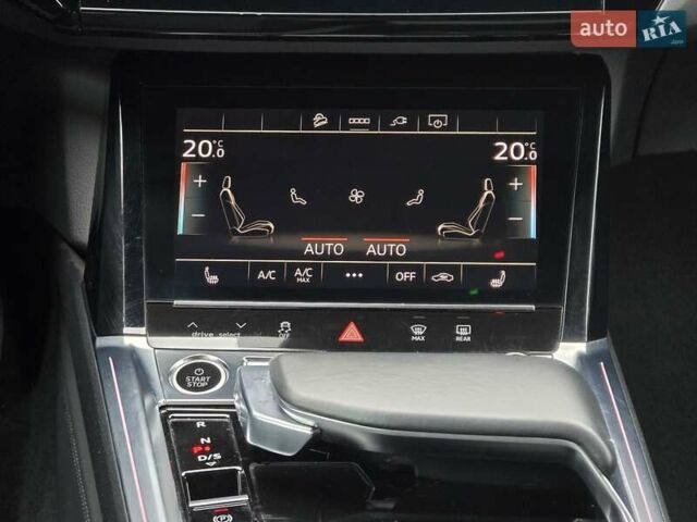 Черный Ауди E-Tron, объемом двигателя 0 л и пробегом 43 тыс. км за 45999 $, фото 94 на Automoto.ua