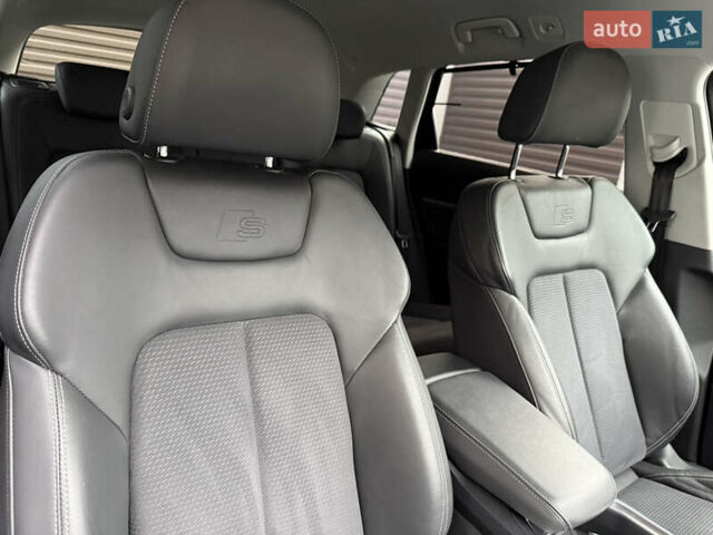 Черный Ауди E-Tron, объемом двигателя 0 л и пробегом 64 тыс. км за 31700 $, фото 37 на Automoto.ua