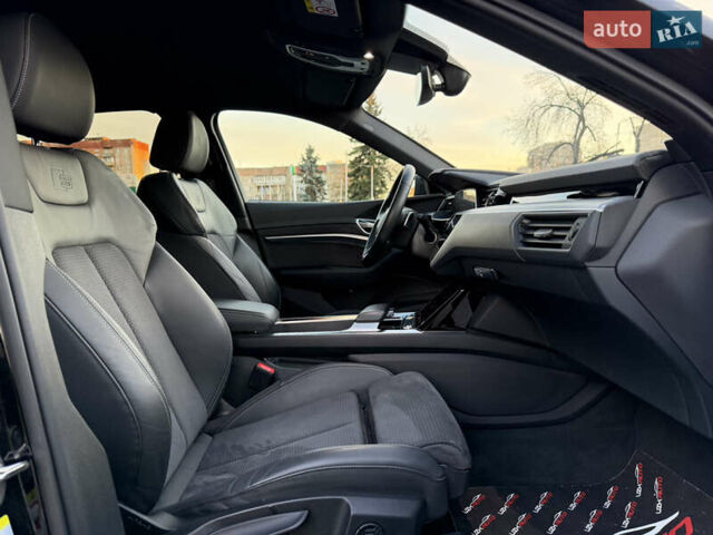 Черный Ауди E-Tron, объемом двигателя 0 л и пробегом 45 тыс. км за 30900 $, фото 43 на Automoto.ua