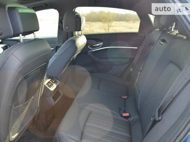 Черный Ауди E-Tron, объемом двигателя 0 л и пробегом 5 тыс. км за 47000 $, фото 4 на Automoto.ua