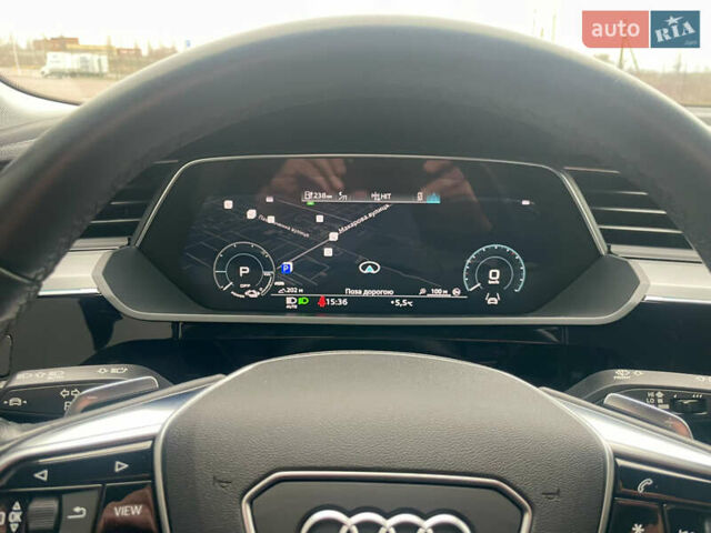 Черный Ауди E-Tron, объемом двигателя 0 л и пробегом 39 тыс. км за 39950 $, фото 58 на Automoto.ua