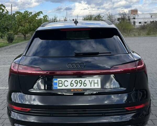 Черный Ауди E-Tron, объемом двигателя 0 л и пробегом 80 тыс. км за 34500 $, фото 7 на Automoto.ua